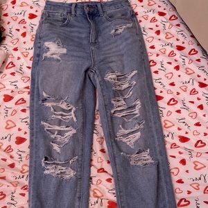 american eagle curvy mom jeans